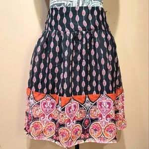 *3/$30 Sale* H&M paisley print full midi skirt